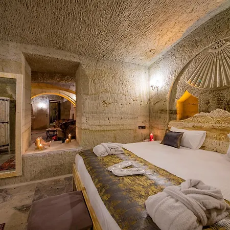 Tuerkan Cave Невшехир
