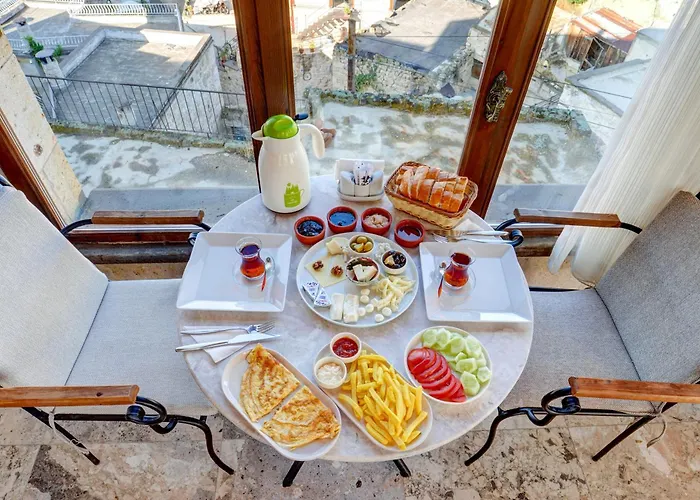 Tuerkan Cave * Nevşehir