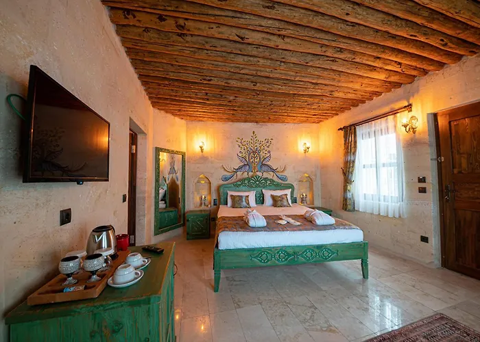 Tuerkan Cave * Nevsehir