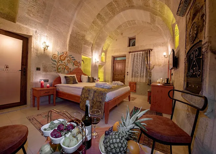 Tuerkan Cave * Nevşehir