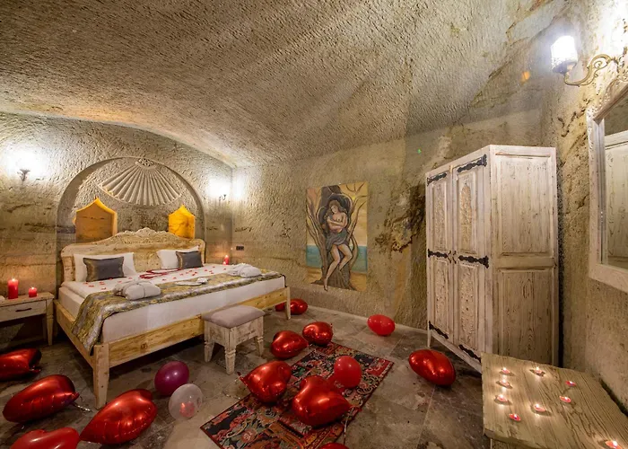 Tuerkan Cave * Nevşehir